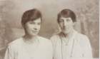 _dorothy_chapman_aged_23_and_her_mum_aged_about_47_small.jpg