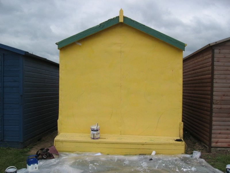 beach_hut_02.jpg