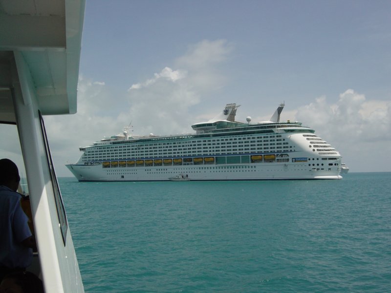 sepfamilycruiseday3belize00015.jpg