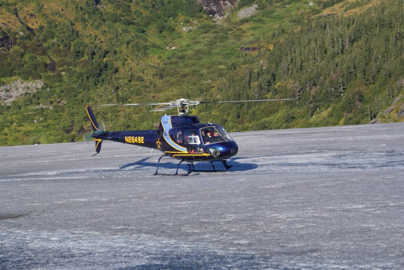 sepalaskaday7thujuneauhelicoptertoglacier0029.jpg