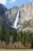 yosemite_falls_with_2_tourists_small.jpg