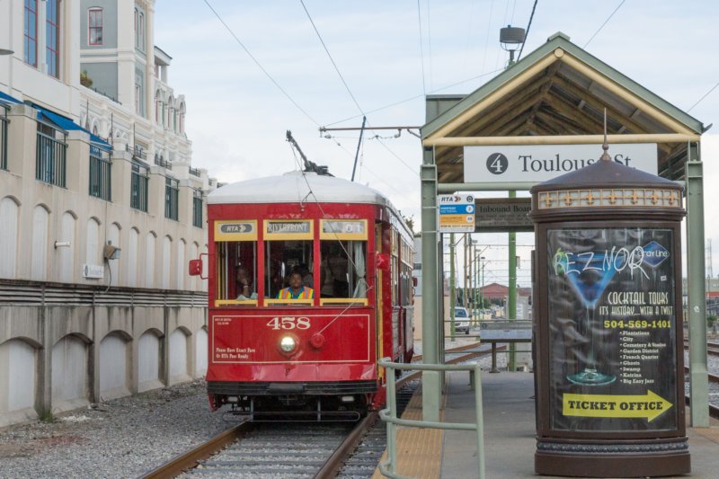 oct2014streetcarneworleanslouisianadsc06067.jpg