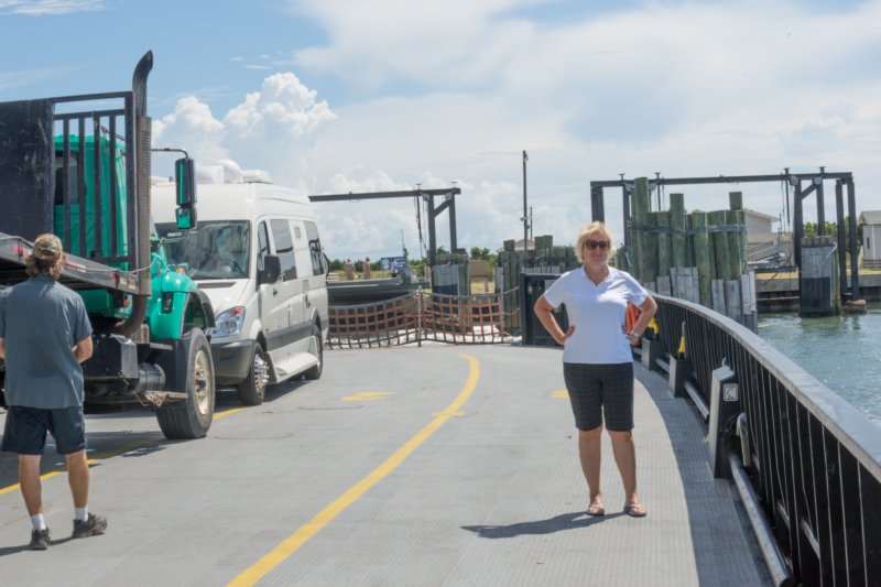 sep2014suzyrvontheocracoketohatterasferryouterbanksncdsc04414.jpg